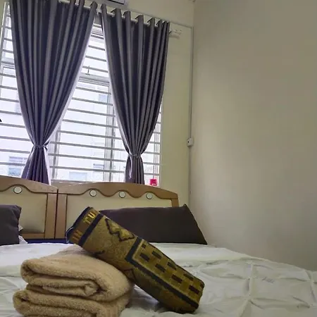 Afiyah Guesthouse Padang Besar Exterior photo
