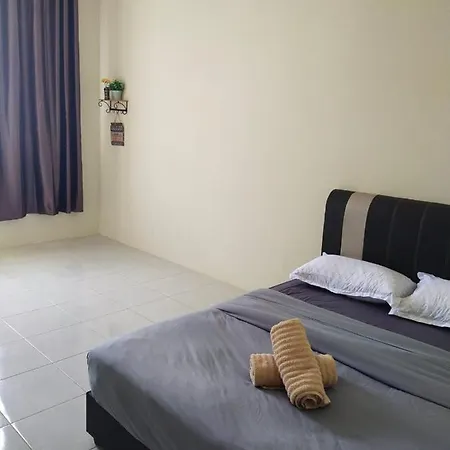 Afiyah Guesthouse Padang Besar Exterior photo